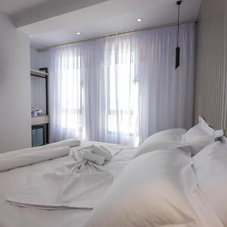 Hesperus Hotel Vlorë Buitenkant foto