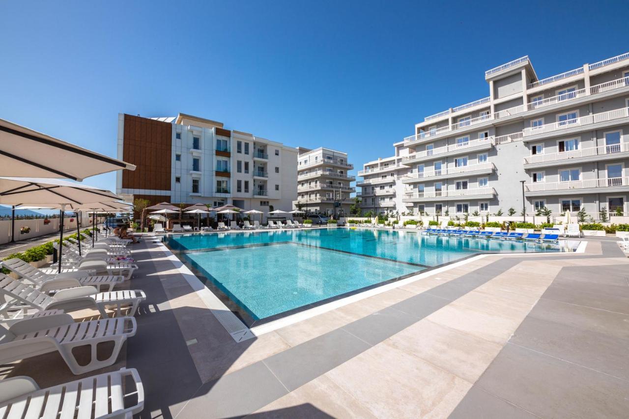 Hesperus 4* Vlorë